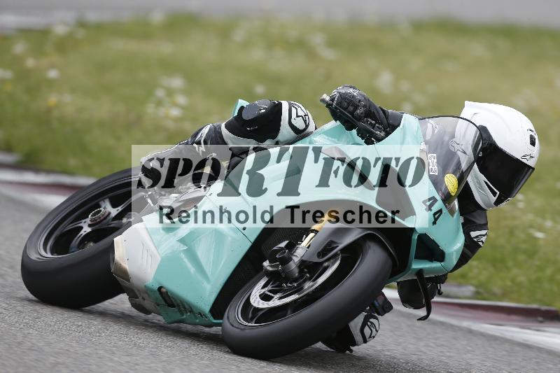 /09 19.04.2026  Caremotion get faster ADR/Gruppe gelb/44